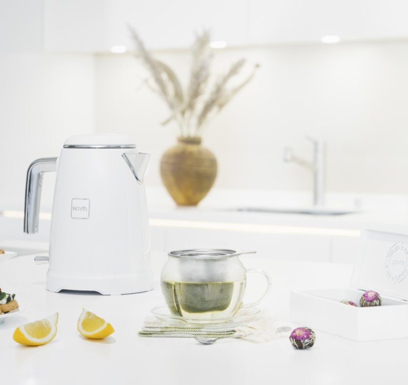 Novis Rychlovarná konvice Kettle K1 (červená)