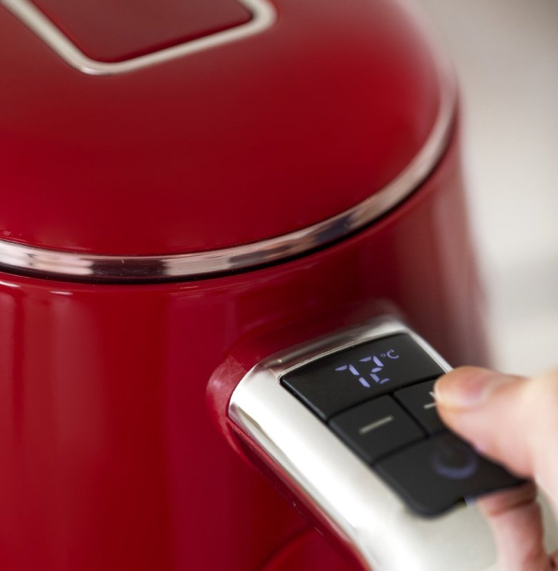 Novis Rychlovarná konvice Kettle KTC1 (červená)