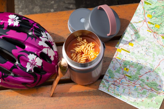 RS6176 Iso pot rose groß Szene5