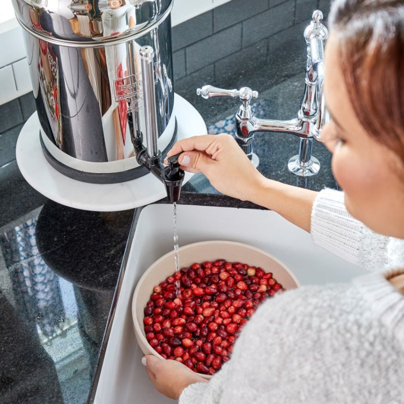 Berkey NMCL Indoor Holiday2018 E Commerce (2)